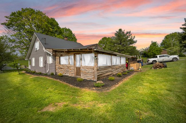 3576 Elkhorn Rd, House other with 4 bedrooms, 2 bathrooms and null parking in Campbellsville KY | Image 6