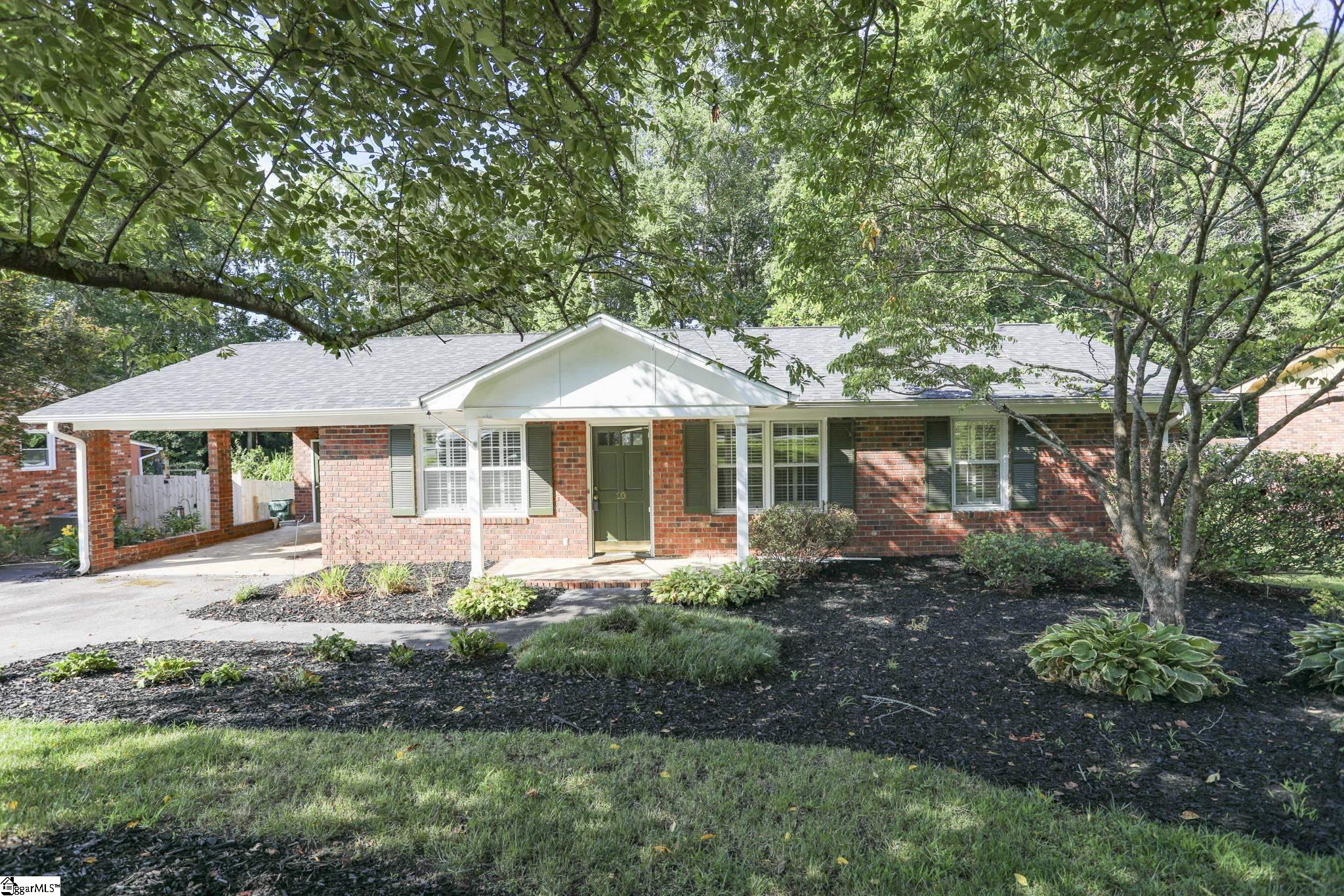 Trent Dr, Taylors, SC 29687
