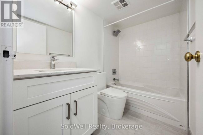 1802 - 25 Grenville St, Condo with 2 bedrooms, 1 bathrooms and null parking in Toronto ON | Image 25