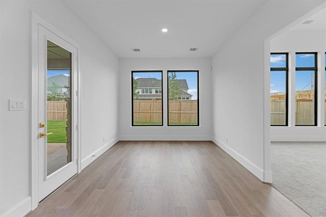 7718 Red Damsel Pl, House other with 4 bedrooms, 4 bathrooms and 3 parking in Fulshear TX | Image 11