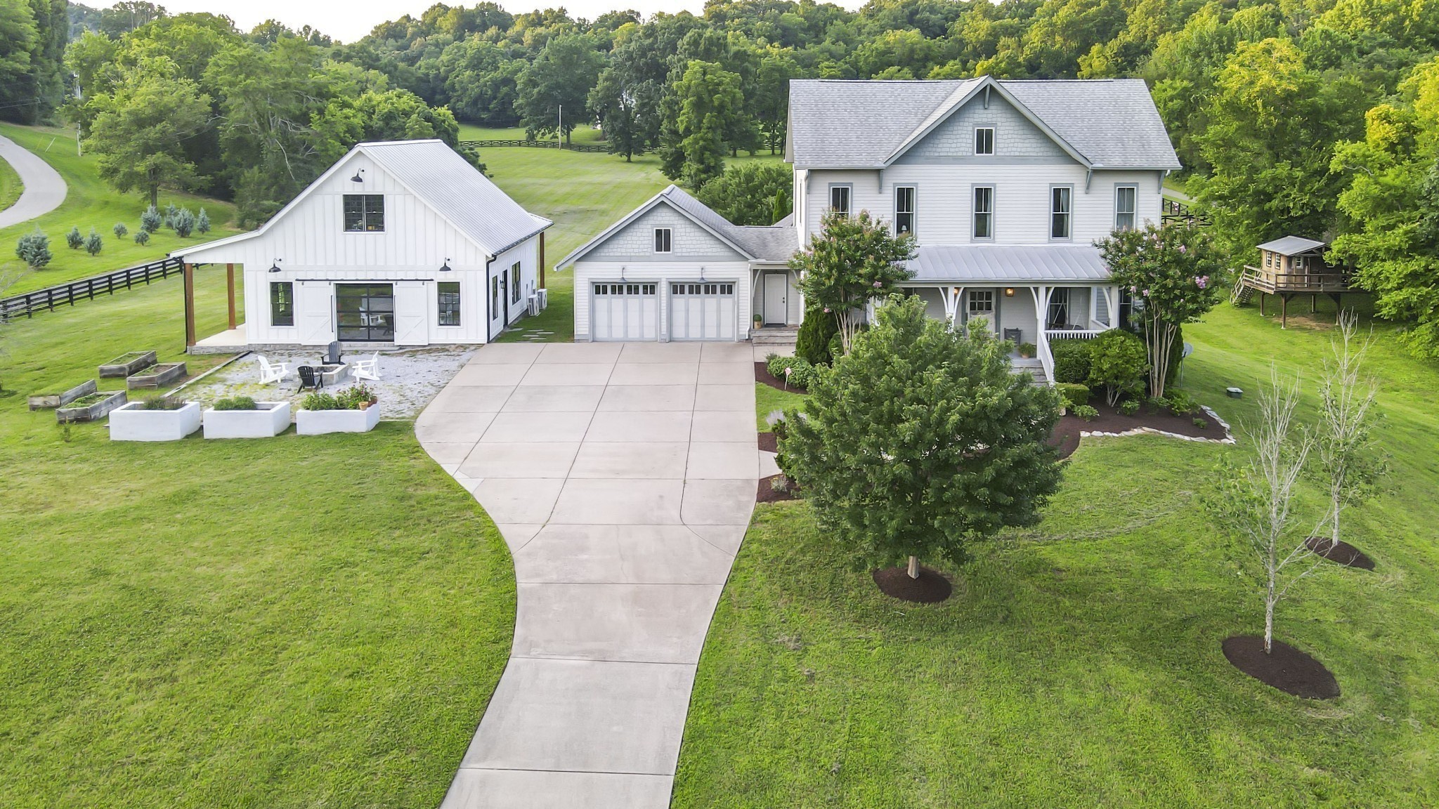 Residential in College Grove 3