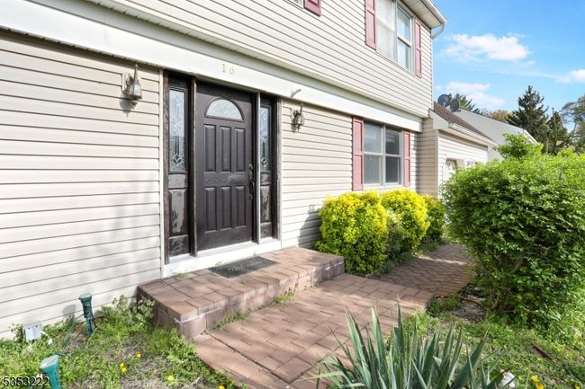 16 Meadow Ln, House other with 5 bedrooms, 2 bathrooms and null parking in Old Bridge NJ | Image 4