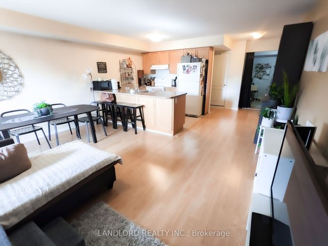 6 - 145 Isaac Devins Blvd, Condo with 2 bedrooms, 1 bathrooms and null parking in Toronto ON | Image 11
