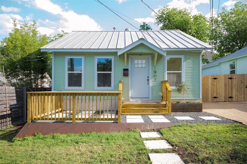 1907 E 21st St, Austin, TX, 78722-2411 | Card Image
