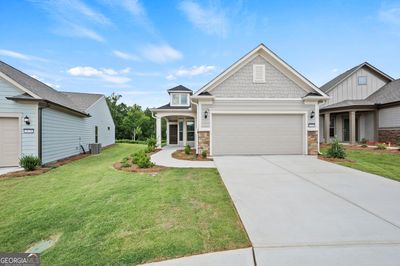 5674 Villa Crest Drive, House other with 2 bedrooms, 2 bathrooms and 2 parking in Hoschton GA | Image 1