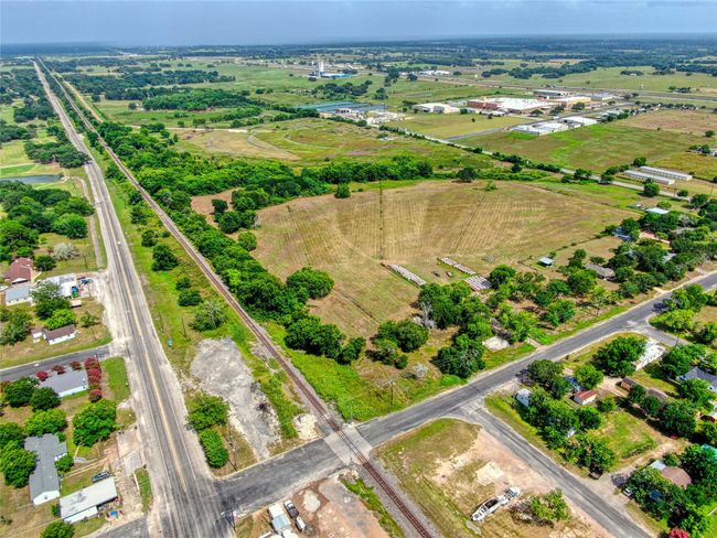 10 S East St, Home with 0 bedrooms, 0 bathrooms and null parking in Weimar TX | Image 9