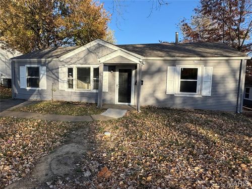 9850 Dennis Dr, Saint Louis, MO, 63136-1904 | Card Image