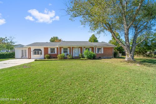 1419 Davis St, Jacksonville, NC, 28540-5104 | Card Image