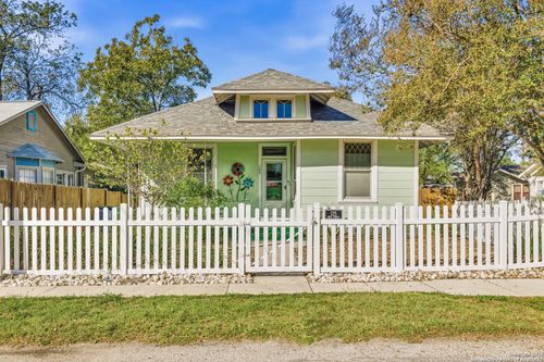 125 Muth, San Antonio, TX, 78208-1232 | Card Image