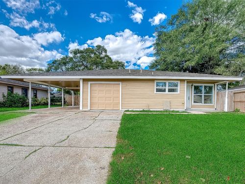 2707 Lancaster Ln, Pasadena, TX, 77506-3123 | Card Image