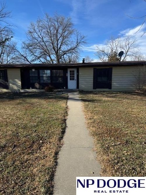 201 Frazier St, Garland, NE, 68360-4500 | Card Image