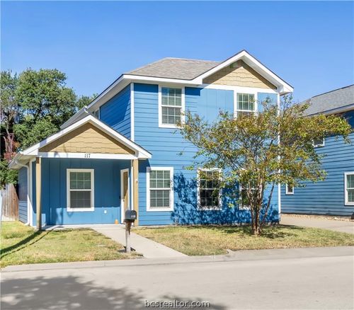 117 Sterling St, College Station, TX, 77840-3936 | Card Image