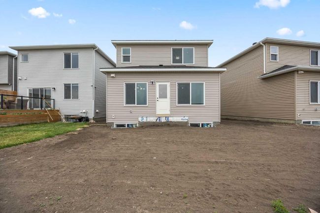 501 Corner Meadows Way Ne, House other with 3 bedrooms, 3 bathrooms and 4 parking in Calgary AB | Image 45