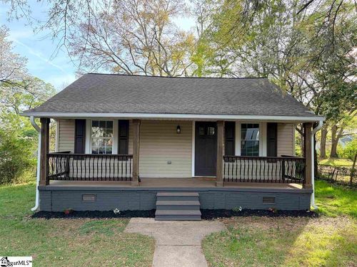 9 Brooks Ave, Greenville, SC, 29617-7827 | Card Image