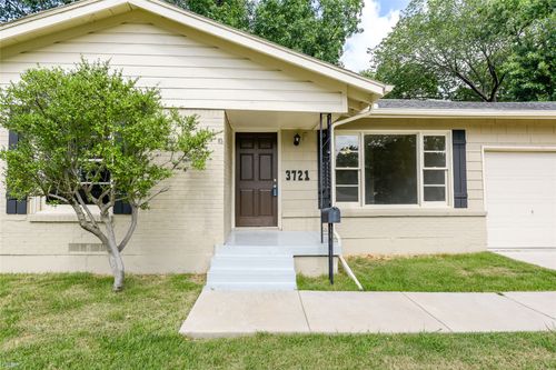 3721 Norton Dr, Richland Hills, TX, 76118-5520 | Card Image