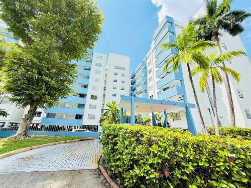 16-5050 Nw 7th St, Miami, FL, 33126-3441 | Card Image