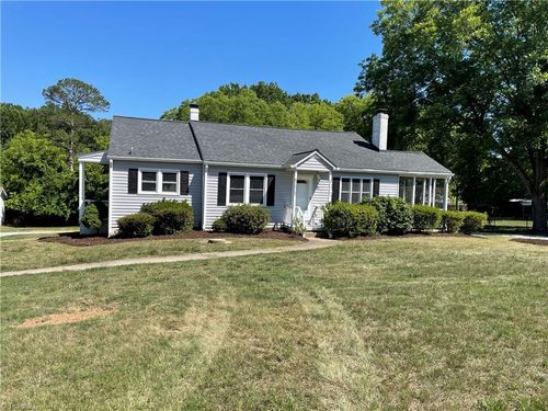 305 Laurel Hill Drive, Burlington, NC, 27215 | Card Image