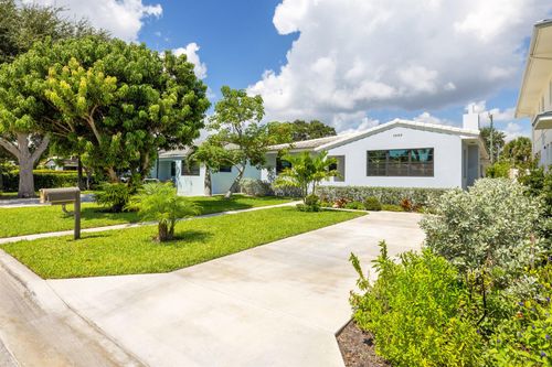 1023 S Palmway, Lake Worth, FL, 33460-5107 | Card Image