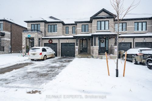 {{alt}} | Card Image