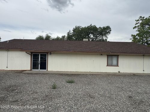 203 Swire Ave, Aztec, NM, 87410-2409 | Card Image
