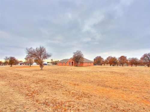 5879 Mockingbird Ln, Blanchard, OK, 73010-7818 | Card Image
