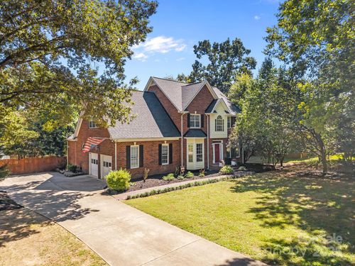 1237 Hawthorne Dr, Indian Trail, NC, 28079-4138 | Card Image