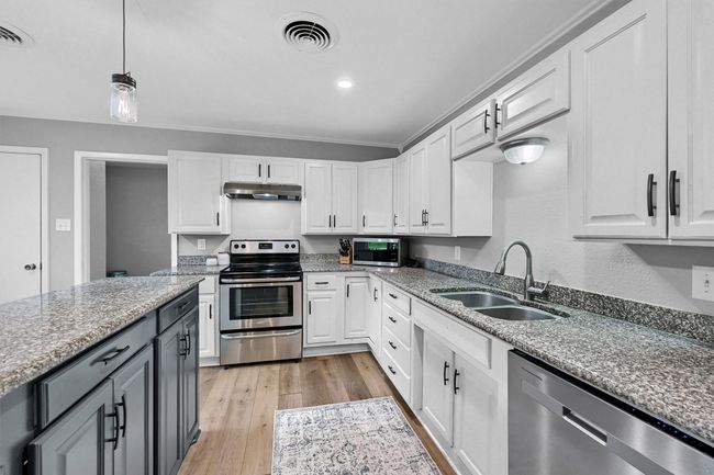 3300 Rex Cruse Dr, House other with 4 bedrooms, 4 bathrooms and null parking in Sherman TX | Image 12