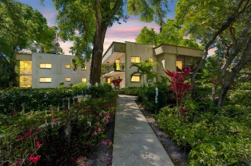 202-3300 Fox Chase Cir N, PALM HARBOR, FL, 34683-2331 | Card Image