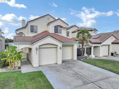 2675 Cherry Hills Dr, Discovery Bay, CA, 94505-1423 | Card Image