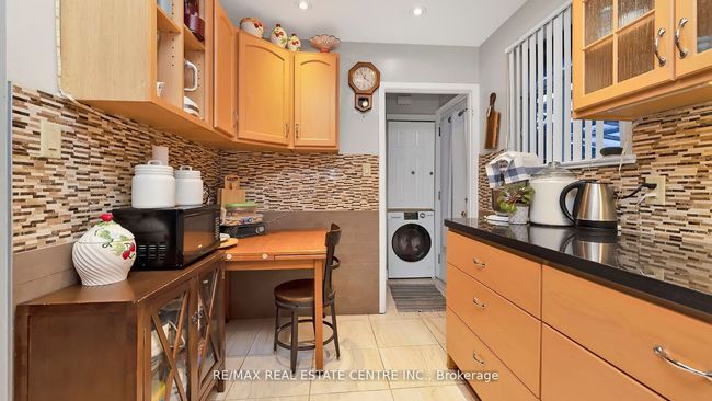 57 Archdekin Dr, House attached with 4 bedrooms, 2 bathrooms and 4 parking in Brampton ON | Image 9