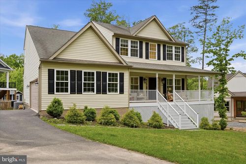 514 Sleigh Dr, CROSS JUNCTION, VA, 22625-2491 | Card Image