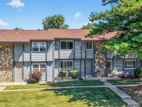 2403-2403 Savoy Dr, Lake St Louis, MO, 63367-1116 | Card Image