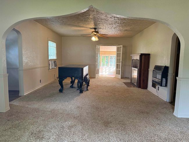 404 S 5 Th St, House other with 3 bedrooms, 2 bathrooms and null parking in Thayer MO | Image 9