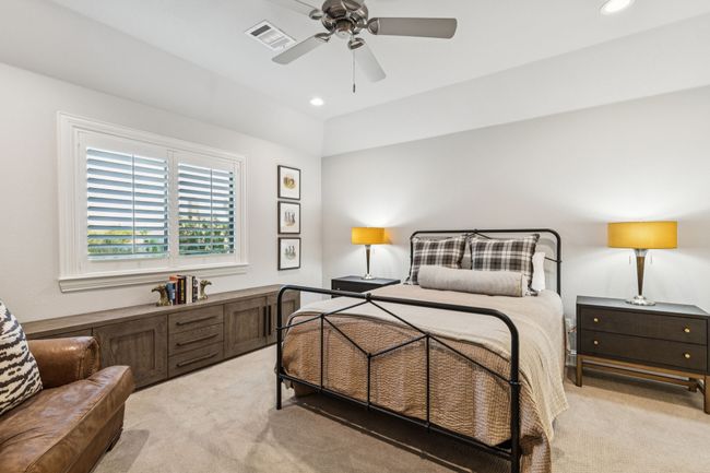 Upstairs Secondary bedroom | Image 31
