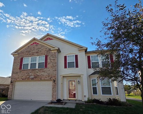 831 Highpointe Blvd, Shelbyville, IN, 46176-2299 | Card Image
