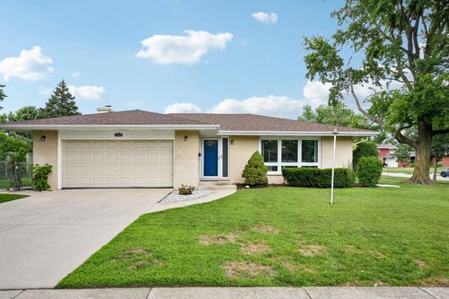 3500 Plum Grove Dr, Rolling Meadows, IL, 60008-3247 | Card Image