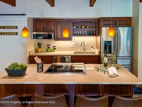 c2g-690 Carriage Way, Snowmass Village, CO, 81615-5468 | Card Image