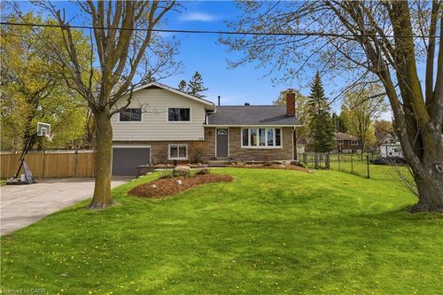160 Wellington Road 7, Elora, ON, N0B1S0 | Card Image