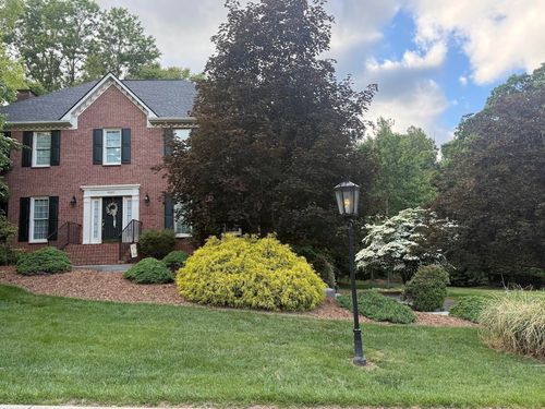 8281 Cardington Dr, Roanoke, VA, 24019-2239 | Card Image
