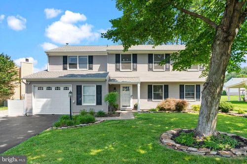249 Bernick Dr, Langhorne, PA, 19047-1108 | Card Image