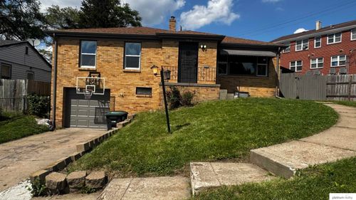 5218 Boyd St, Omaha, NE, 68104-2810 | Card Image