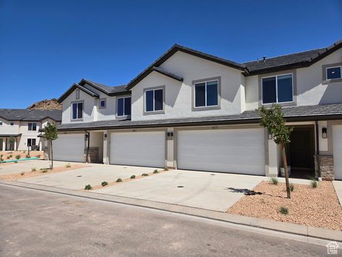 2324-3368 E Dungeon Dr, Washington, UT, 84780-3830 | Card Image