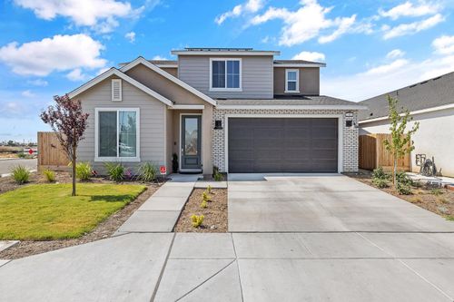 2409 Pepperdine St, Lemoore, CA, 93245-3402 | Card Image