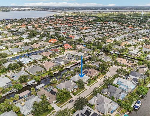 4611 Shark Dr, BRADENTON, FL, 34208-8404 | Card Image