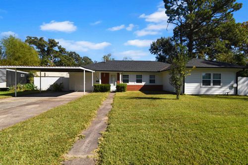 108 Britton Dr, Silsbee, TX, 77656-3829 | Card Image