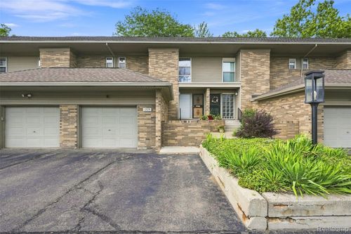1224 Saint Aubin, Detroit, MI, 48207 | Card Image