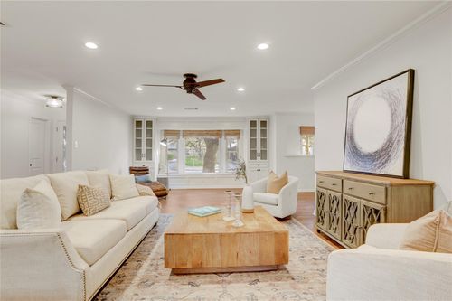 5918 Wigton Dr, Houston, TX, 77096-4715 | Card Image