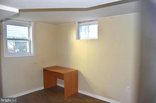 8711 34th Ave, COLLEGE PARK, MD, 20740-4411 | Card Image