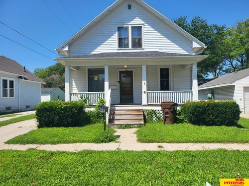 335 N Maple St, Fremont, NE, 68025-6359 | Card Image