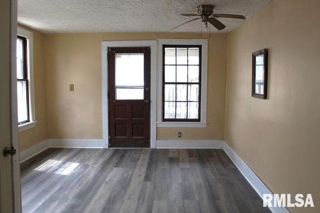 213 Elliott St, House other with 3 bedrooms, 2 bathrooms and null parking in Kewanee IL | Image 6